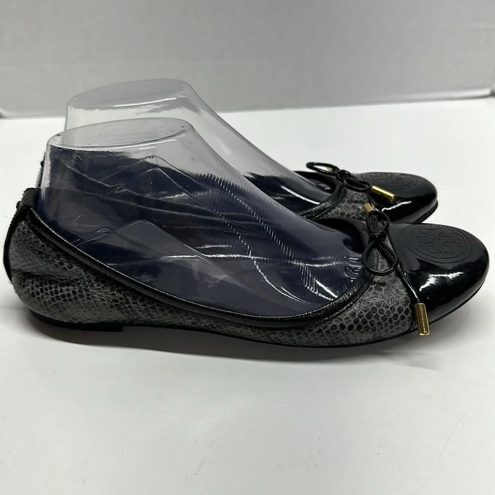 Tory Burch Ballet Flats Shoes Faux Snakeskin Leather Captoe Black Gray Size 8.5